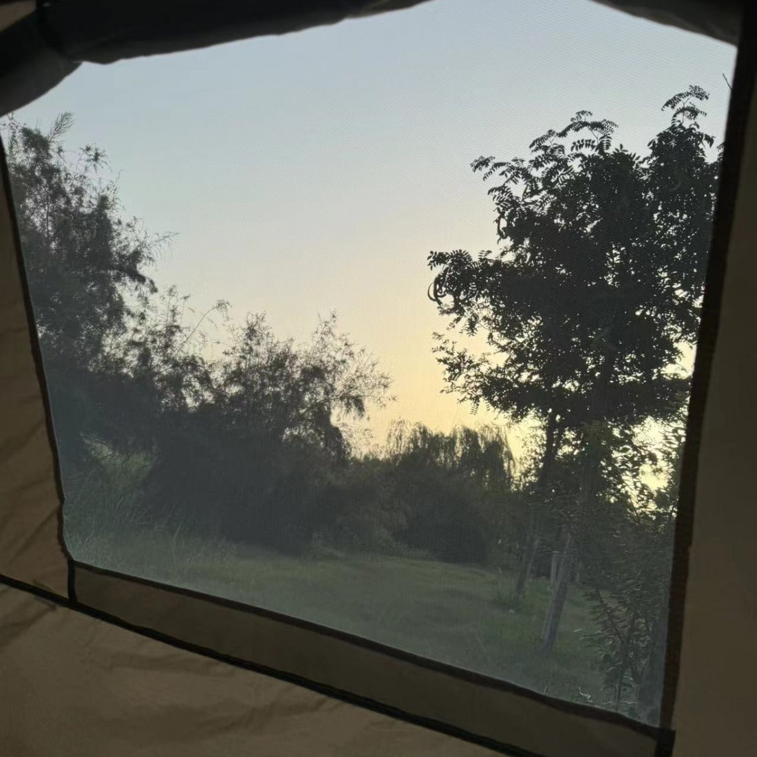 Outdoor Automatic Quick-Open Camping And Picnic Tent